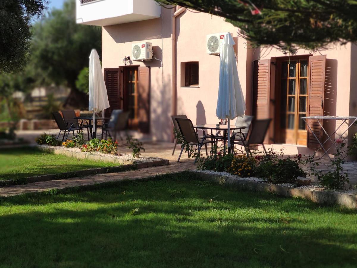 Sivotahomes-Country Exterior photo